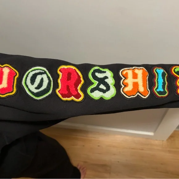 Elevation worship hoodie (S) - Picture 4 of 5